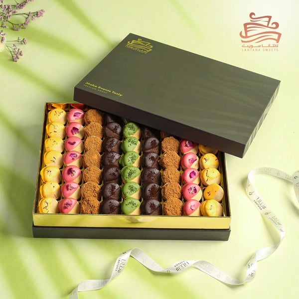 Petit Four Mix Box