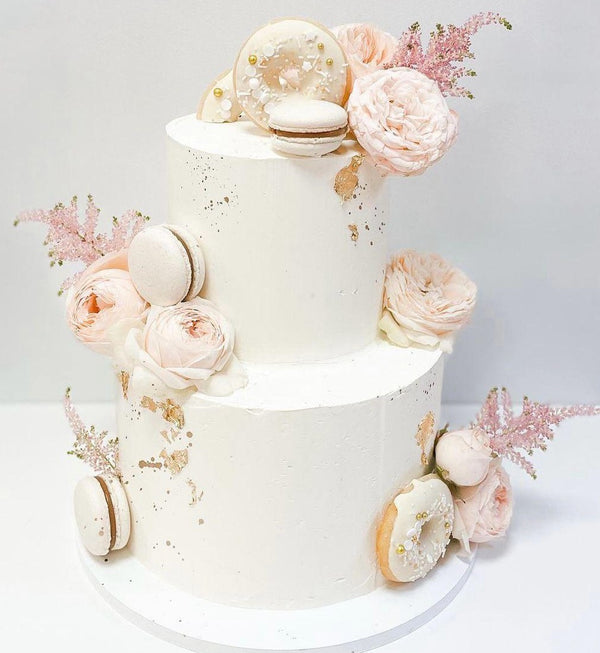 Engagement cake