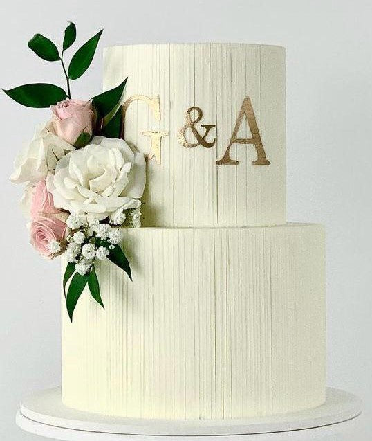 Engagement cake